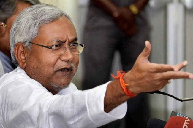 नीतीश बोले, अच्छे दिन छोड़िए, पुराने ही लौटा दीजिए