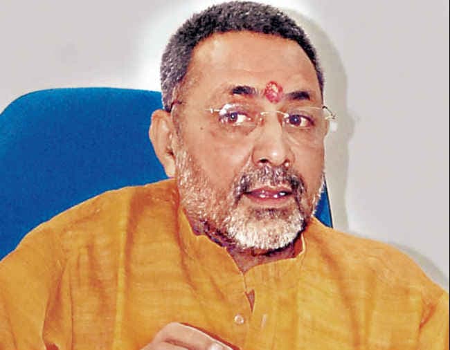 कंस-रावण रूपी शासन का होगा अंत : गिरिराज