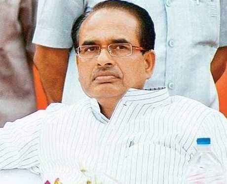 जमाखोरों के खिलाफ अभियान चलाने का निर्देश