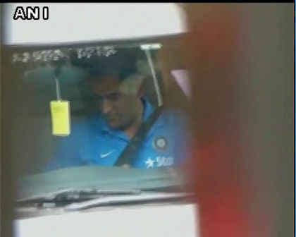 महेंद्र सिंह धौनी ने नाश्ते पर की एन श्रीनिवासन से भेंट