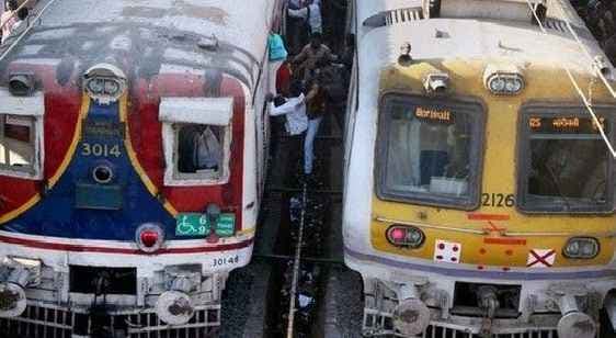 रेलवे को परियोजनाओं के लिए LIC से 2,000 करोड रुपये की सहायता