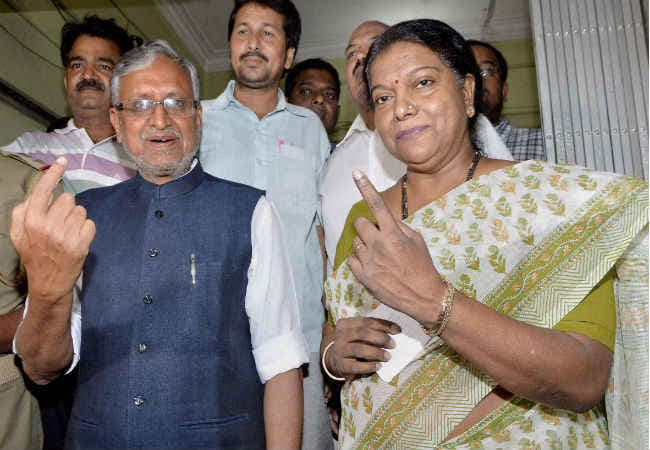 महागठबंधन दलितों की हकमारी में जुटा : सुशील मोदी