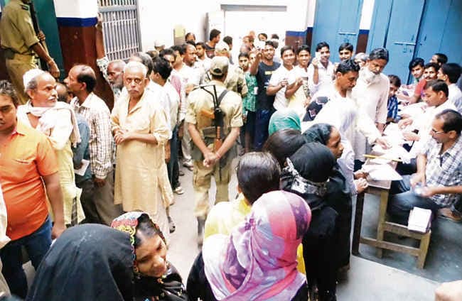 दो गांवों में वोट का बहिष्कार
