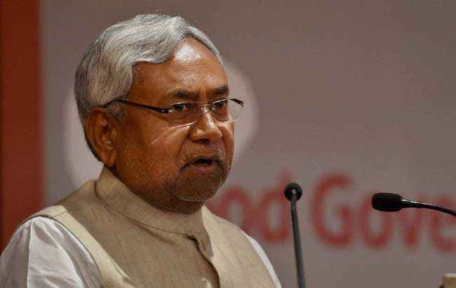 बिहारी चाहिए या बाहरी फैसला अब आपके हाथ : नीतीश