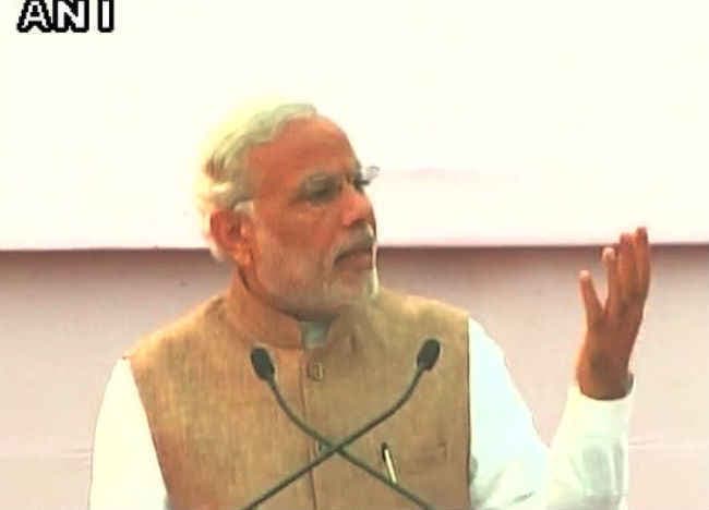 शांति, एकता और सद्भाव विकास की पहली शर्त : नरेंद्र मोदी