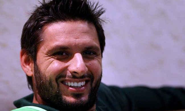 शाहिद अफरीदी के साथ ''सेक्‍स'' का खुलासा करने वाली अभिनेत्री अर्शी पर फतवा जारी