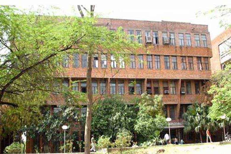 जेएनयू ‘‘राष्ट्र विरोधी'''' ताकतों का अड्डा : आरएसएस