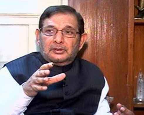 मतदान के बाद जद यू अध्यक्ष शरद यादव ने कहा, जनता हमारे साथ है