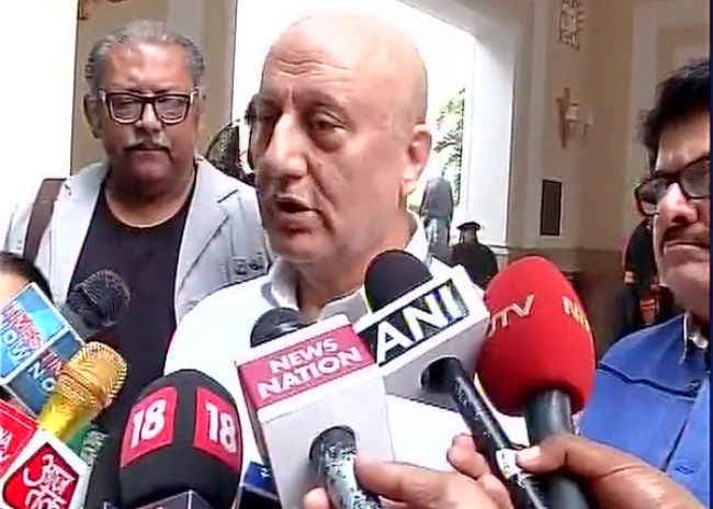 कुछ लोगों ने इजाद की ‘बढती असहिष्णुता'' जैसी शब्दावली : खेर