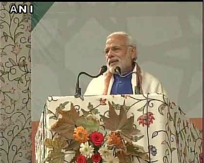 मोदी ने जम्मू-कश्मीर को दीवाली गिफ्ट में दिया 80 हजार करोड़ का पैकेज