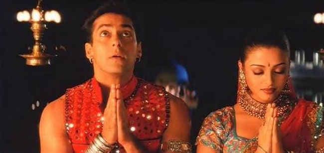 दीवाली के दीयों से सजे 5 सुपरहिट गाने, वीडियो