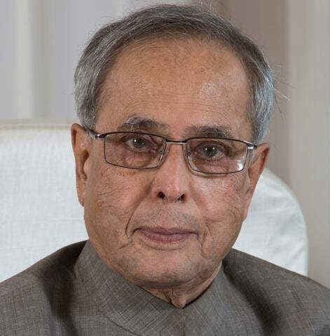दीपावली की पूर्व संध्या पर राष्ट्रपति ने लोगों को बधाई दी
