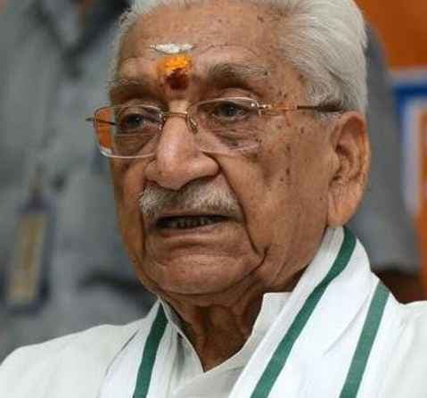 अशोक सिंघल अस्पताल में भरती, भाजपा अध्यक्ष सहित कई नेता पहुंचे हालचाल जानने