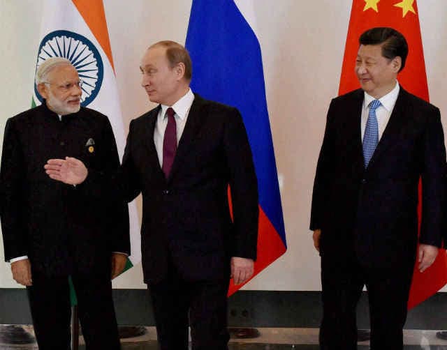 पेरिस हमले के बीच कड़ी सुरक्षा में जी-20 शिखर सम्मेलन शुरू