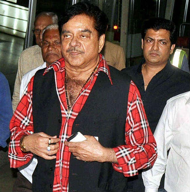 शत्रुघ्न सिन्हा ने फिर साधा प्रधानमंत्री मोदी पर निशाना