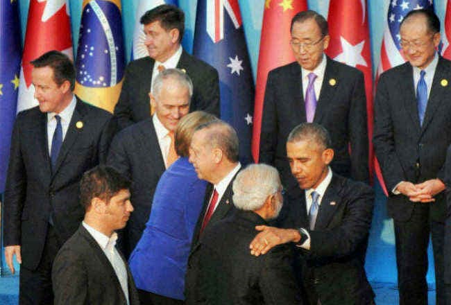 आतंकियों के धन स्रोत समाप्त किये जाए : मोदी