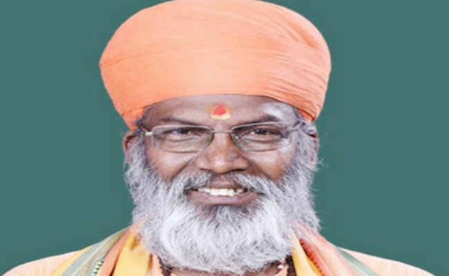 आतंकवादियों का समर्थन करते हैं आजम खान: साक्षी महराज