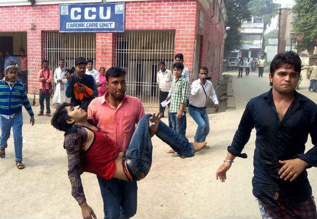 वैशाली : दादा-पोती की मौत को लेकर टकराव, भीड़ ने की थाना प्रभारी की हत्या