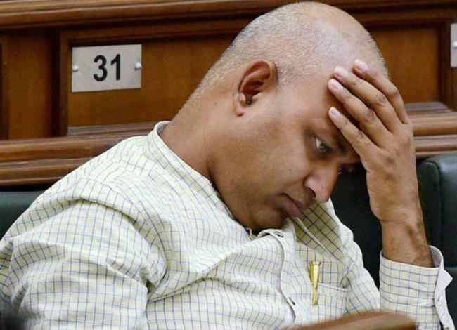 जमानत रद्द करने की याचिका पर HC ने मांगा भारती और पुलिस से जवाब