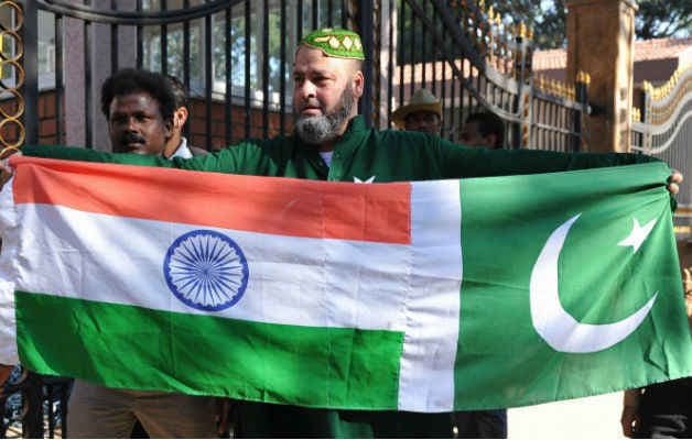 खटाई में भारत-पाक क्रिकेट सीरीज, केंद्र सरकार की मंजूरी नहीं