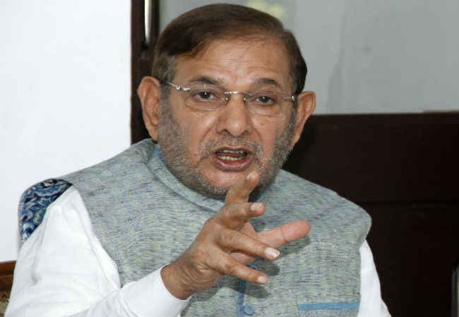 भाजपा की लोकप्रियता घट रही : शरद यादव