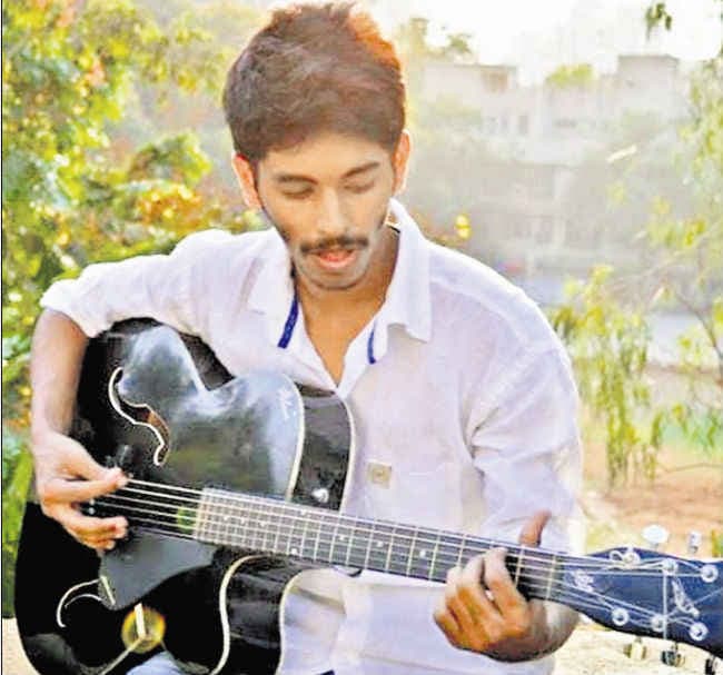 है काम आदमी का औरों के काम आना...