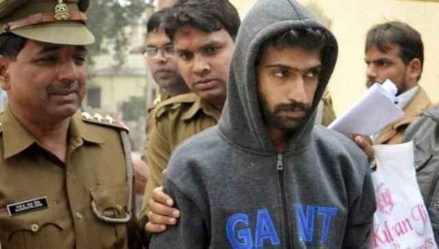 आका से कोड में बात करता था पाक जासूस एजाज