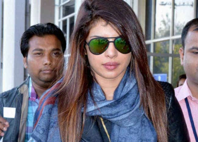 एक दिन में 16 घंटे काम करती हैं प्रियंका चोपड़ा