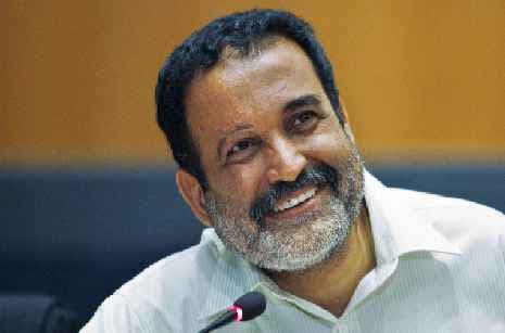 कालेधन का पता लगाने की सरकार की रणनीति मजाक : मोहनदास पई