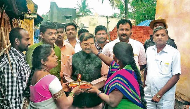 हमारे पाखंड तले उफनता आक्रोश