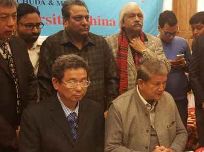 रावत ने चाय बागान की भूमि पर स्मार्ट सिटी के निर्णय को सही बताया