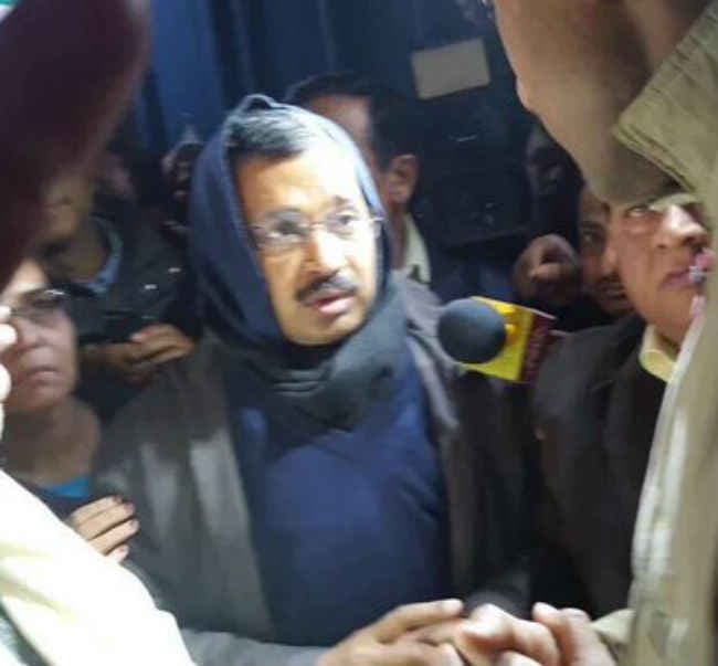 शकूर बस्ती: अतिक्रमण हटाने से बच्चे की मौत, केजरीवाल ने की फौरी कार्रवाई