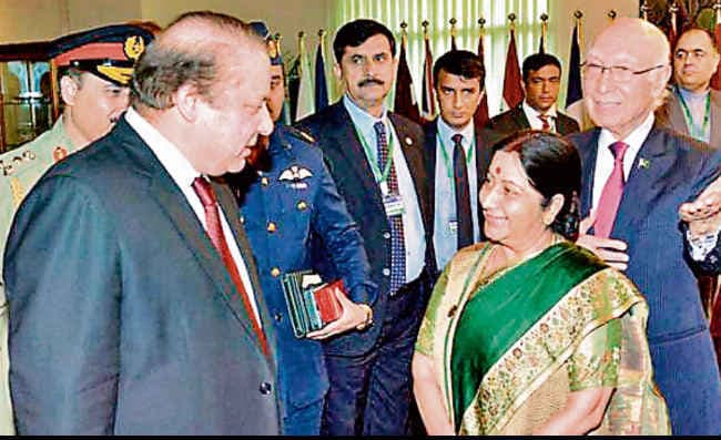 राजनय पर बोझ न बने बाहरी हस्तक्षेप