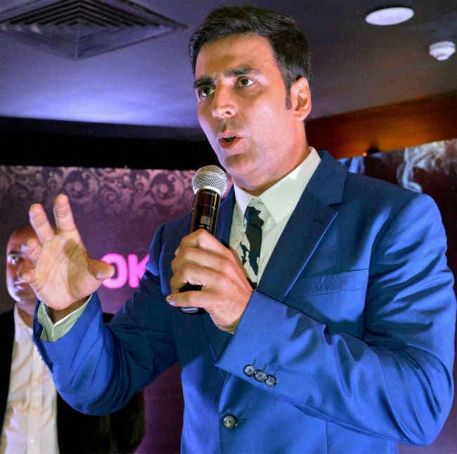 चेन्‍नई बाढ़ पीडितों के लिए आगे आये ''खिलाड़ी'' अक्षय कुमार