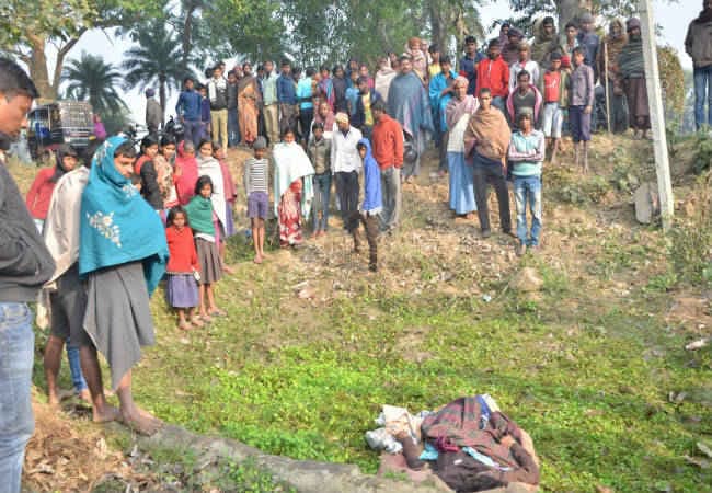 विवाहिता की हत्या, शव को बोरे में बंद कर फेंका