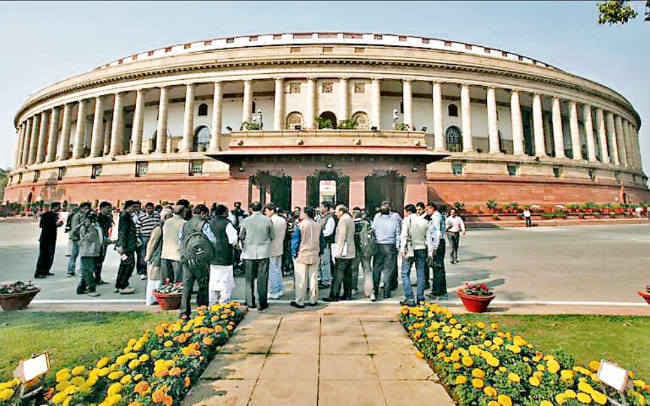 संसदीय कर्म से बेरुखी क्यों?