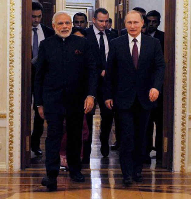 भारत-रूस द्विपक्षीय वार्ता : पुराने रिश्तों को नया कलेवर देने की कोशिश में मोदी-पुतिन