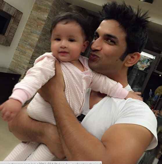 सुशांत सिंह राजपूत ने जीवा धौनी के साथ की दोस्ती, फोटो वायरल