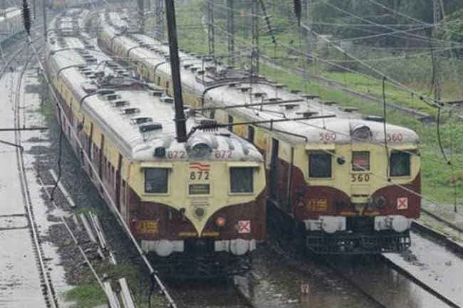 आइसीआइसीआइ बैंक से मिलेंगे अब यात्रियों को रेलवे के ई-टिकट