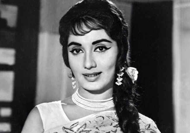 बॉलीवुड ने दी अभिनेत्री साधना को श्रद्धांजलि