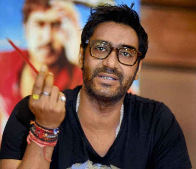 रोमांच से भरपूर ''शिवाय'' का फर्स्‍टलुक रिलीज