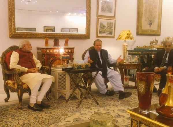 पाकिस्तान के विपक्षी दलों ने मोदी की पाकिस्तान यात्रा का स्वागत किया