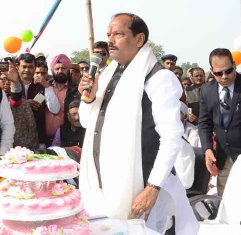 कृषि क्षेत्र में आगे बढ़ सकता है कि झारखंड: रघुवर दास