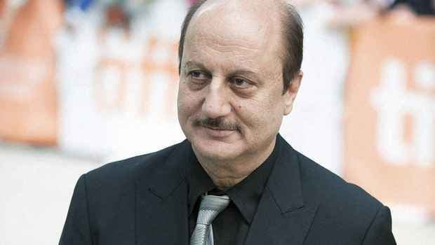 बिहार चुनाव के बाद पुरस्कार लौटाना बंद क्यों : अनुपम खेर