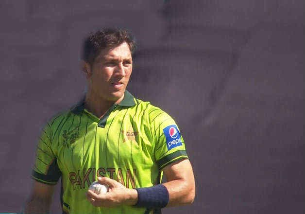पाक स्पिनर यासिर शाह को आईसीसी ने निलंबित किया