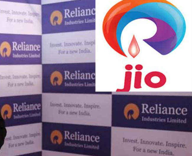 SRK ने रिलायंस जियो की 4G सर्विस लॉन्‍च की