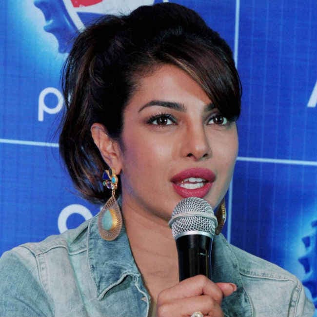 क्‍यों इस फिल्‍म को लेकर चुप है प्रियंका चोपड़ा ?