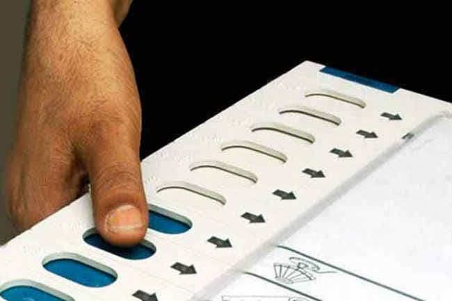 गुजरात : पंचायत चुनावों में ई-वोटिंग पर विचार