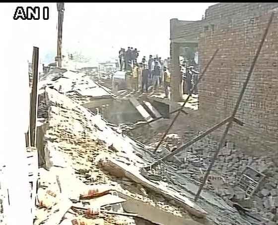 चंडीगढ़ में इमारत ध्वस्त, छह की मौत