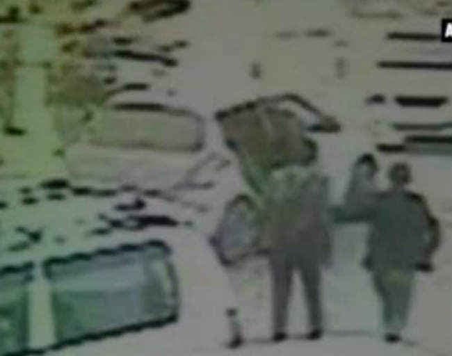 गुड़गांव : दिनदहाड़े कॉलेज गेट से अगवा छात्रा को छुड़ाया गया, तीनों आरोपी गिरफ्तार